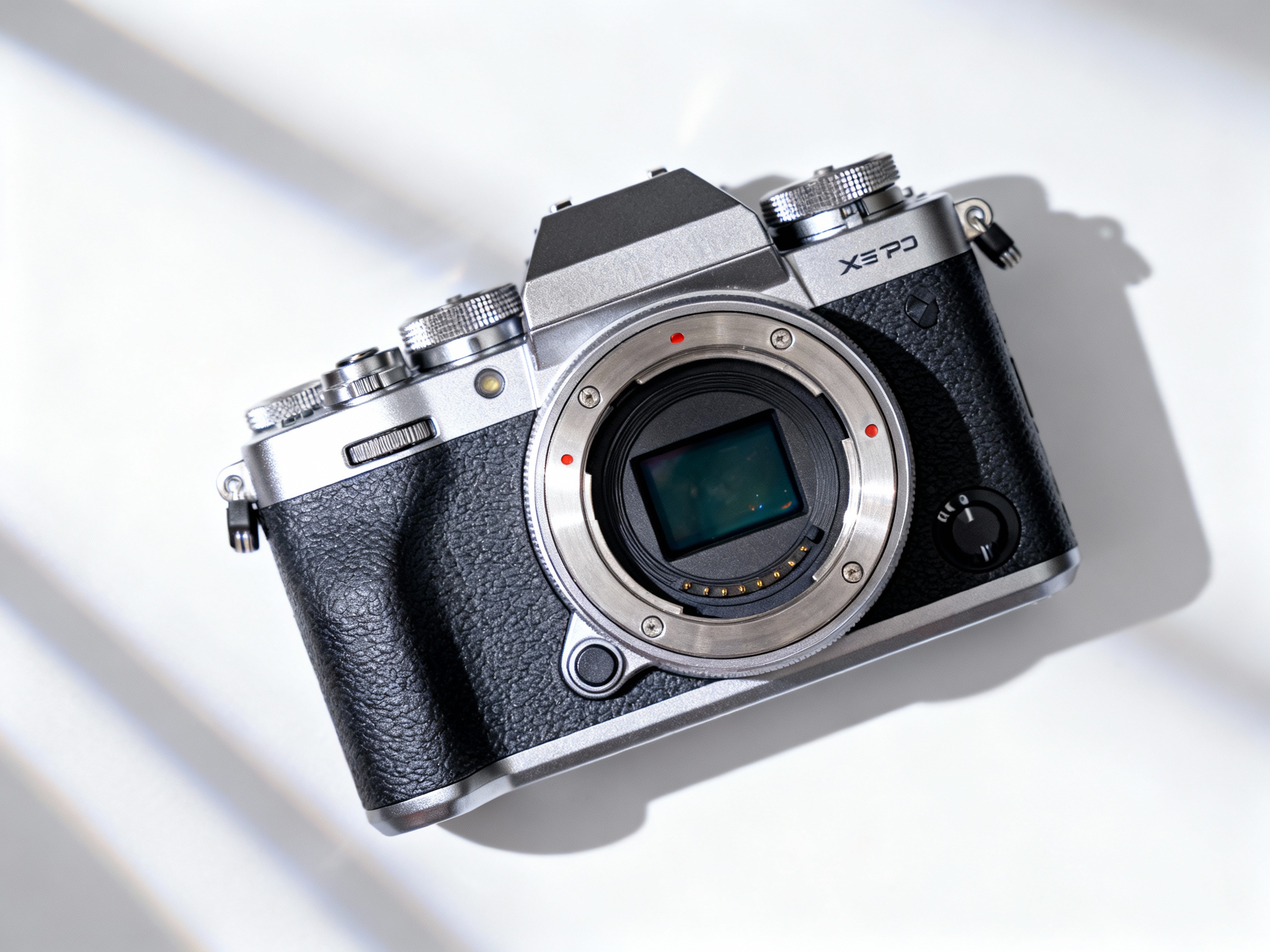 2025年版：今、選ぶべきミラーレス一眼カメラはこれだ